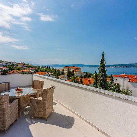 Apartments Cvetkovic Crikvenica Bagian luar foto