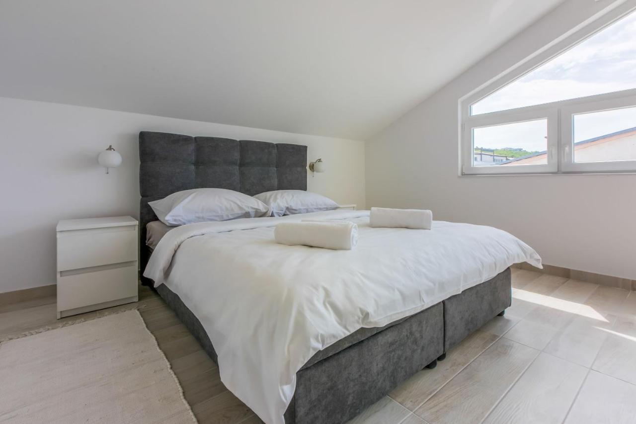 Apartments Cvetkovic Crikvenica Bagian luar foto