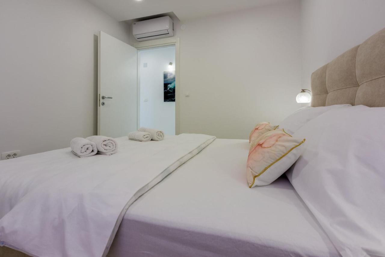 Apartments Cvetkovic Crikvenica Bagian luar foto