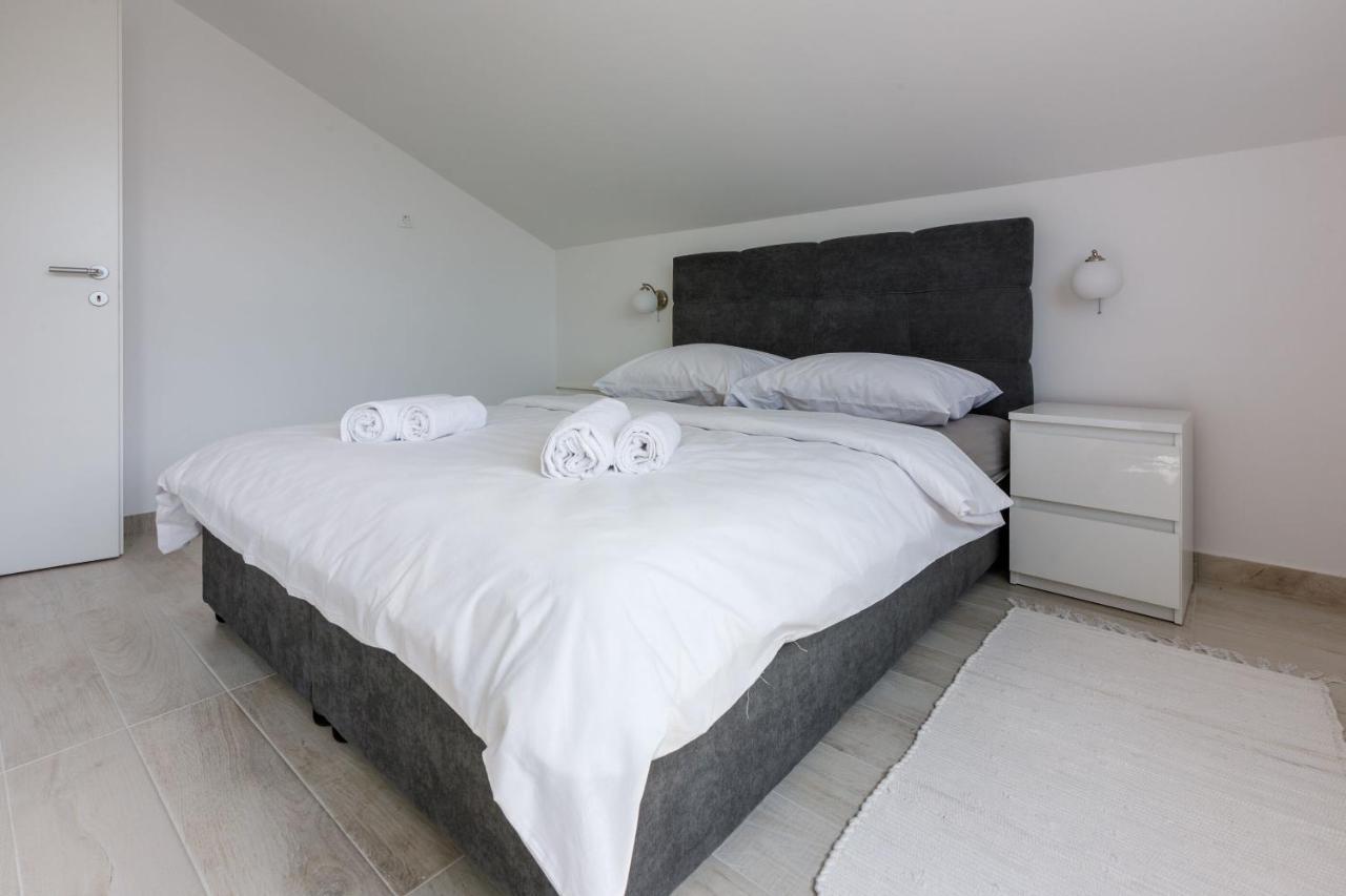 Apartments Cvetkovic Crikvenica Bagian luar foto