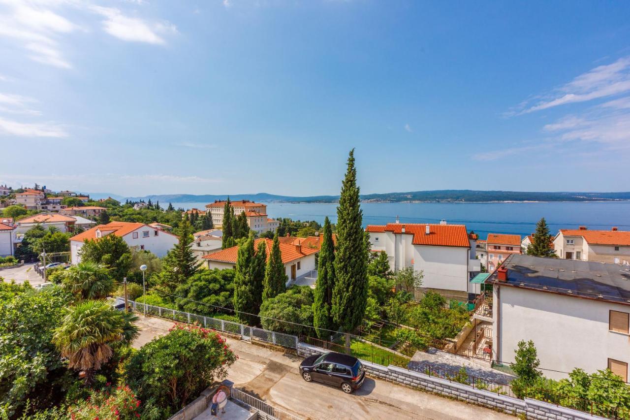 Apartments Cvetkovic Crikvenica Bagian luar foto