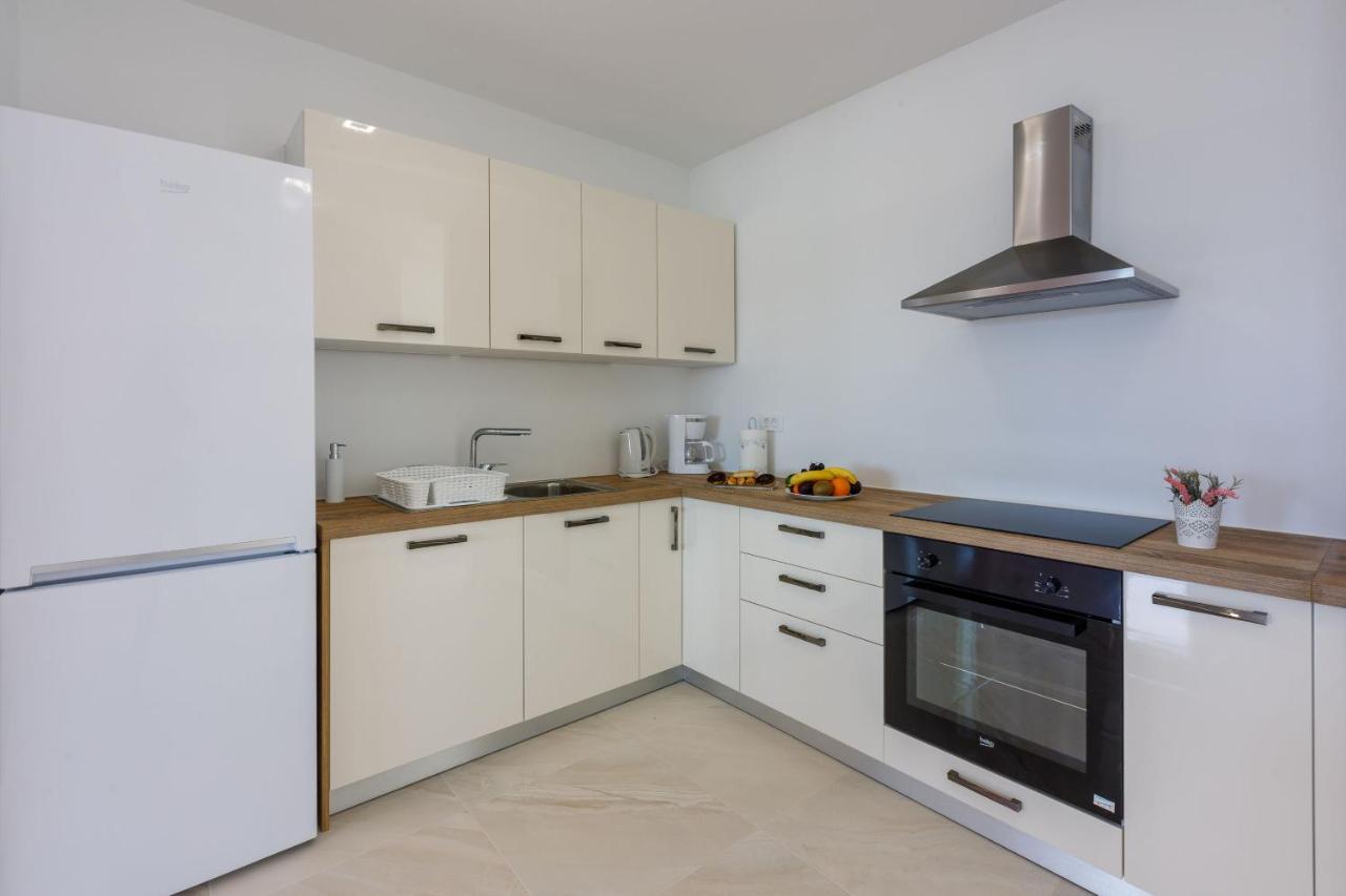 Apartments Cvetkovic Crikvenica Bagian luar foto