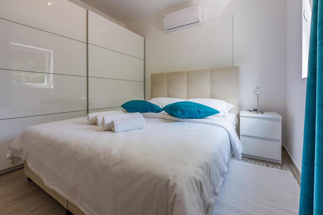 Apartments Cvetkovic Crikvenica Bagian luar foto