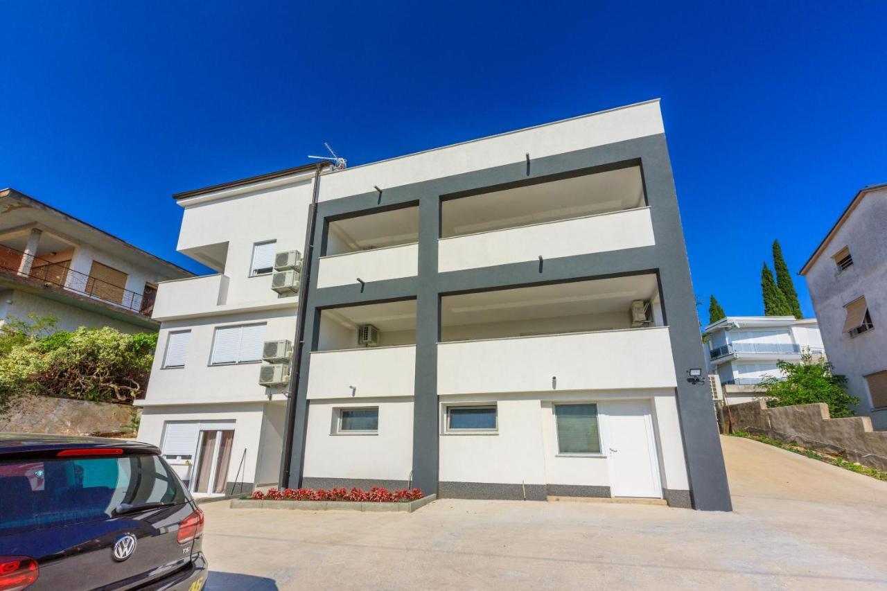 Apartments Cvetkovic Crikvenica Bagian luar foto