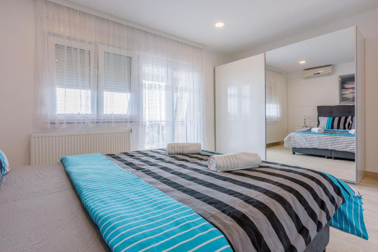 Apartments Cvetkovic Crikvenica Bagian luar foto